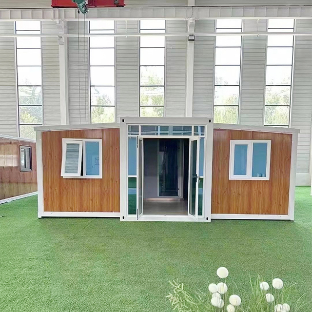 Expandable Container House