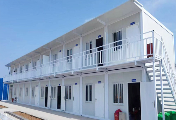 1_0002_Dormitory